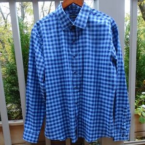 NM Neiman Marcus Men’s slim fit shirt